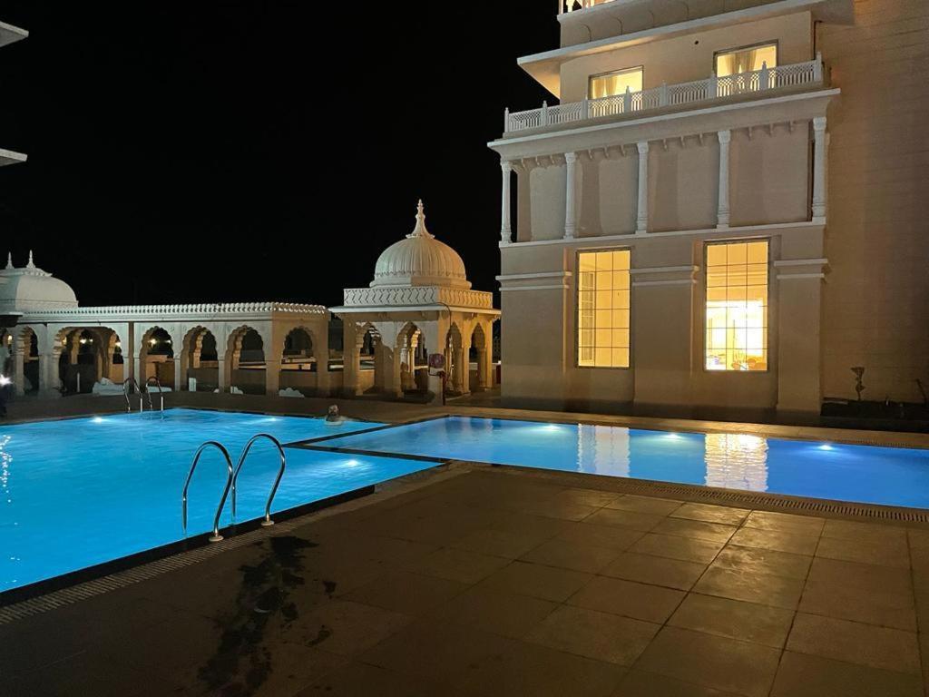 The Utopia Resort Sanchi Exterior photo
