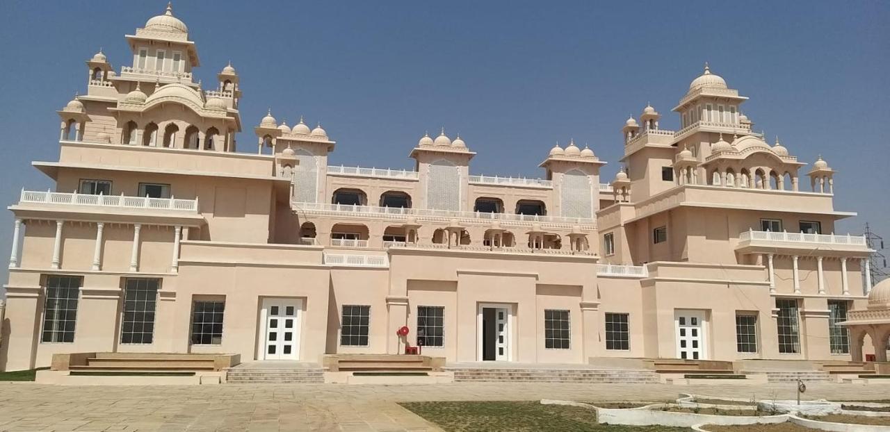 The Utopia Resort Sanchi Exterior photo